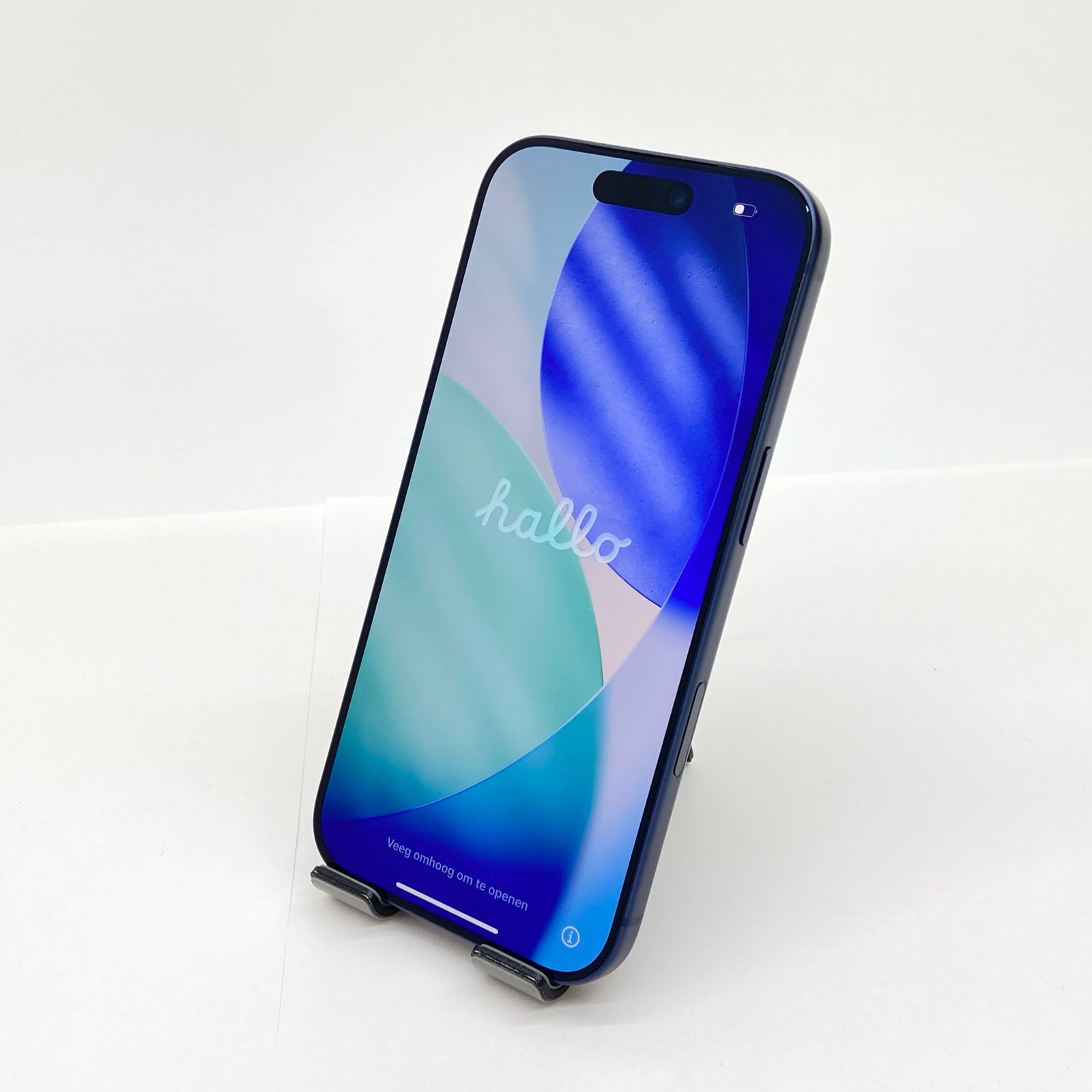 新品同様 美品 iPhone 17 Pro 512GB SIMフリー ディープブルー