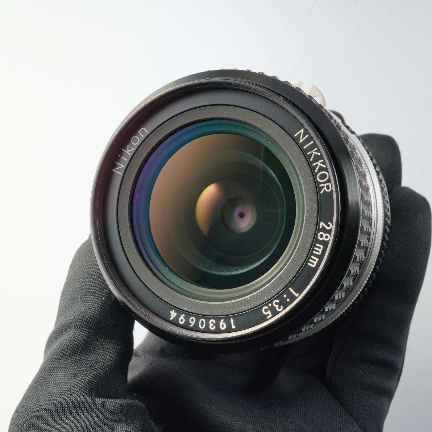 Nikon NIKKOR 28mm f/3.5 MF 広角 単焦点レンズ 日本製 Nikon NIKKOR 28mm f/3.5 MF 広角 単焦点レンズ 日本製 Nikon NIKKOR