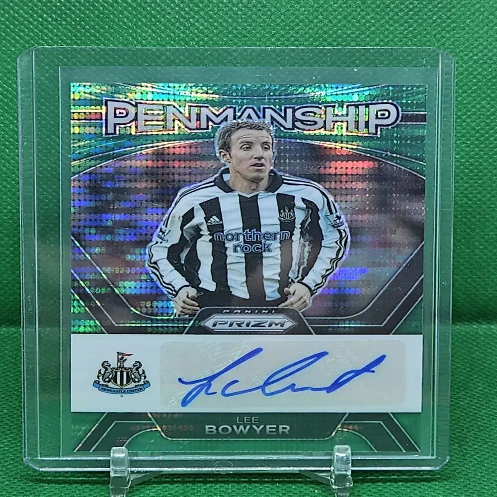 24-25 Panini Prizm Lee BO yer (Newcastle) Green Pulsar サイン