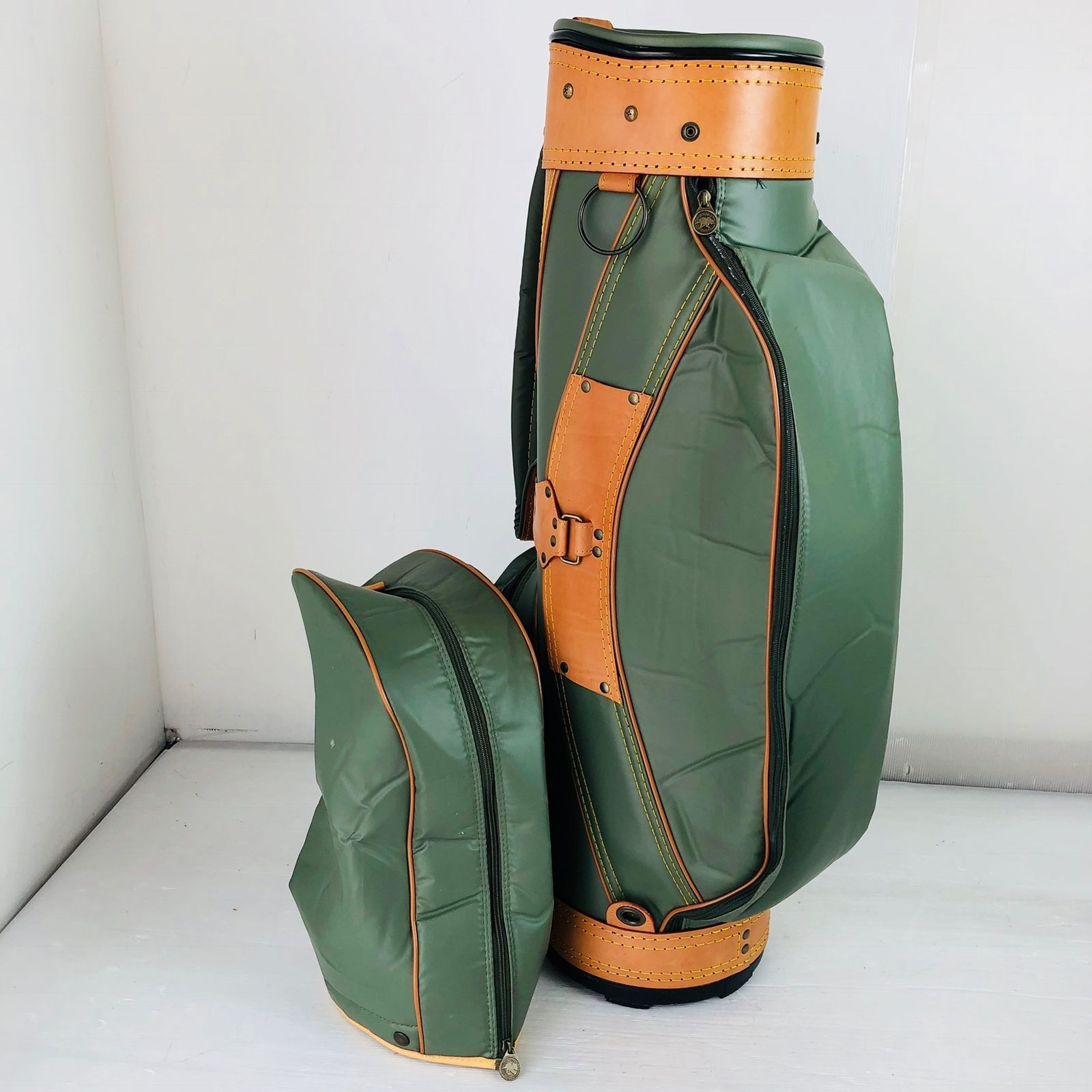 HUNTING WORLD ハンティングワールド 8型 グリーン レザー キャディ