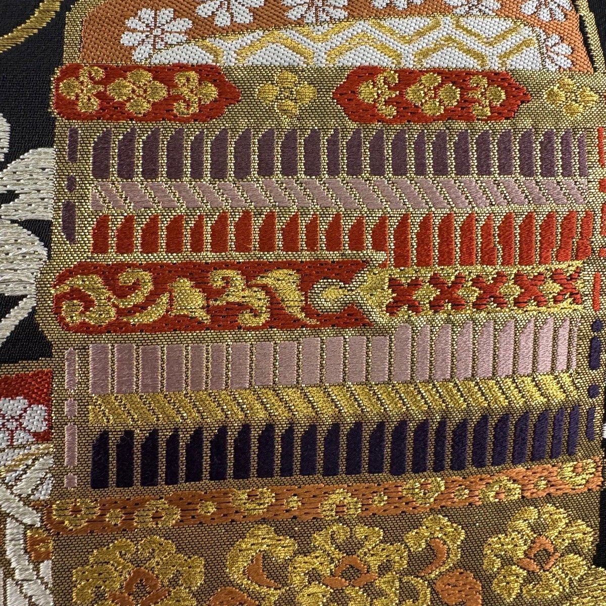 美品】 袋帯 名品 本袋 松竹梅鎧文 箔 金糸 黒 全通 正絹 【中古