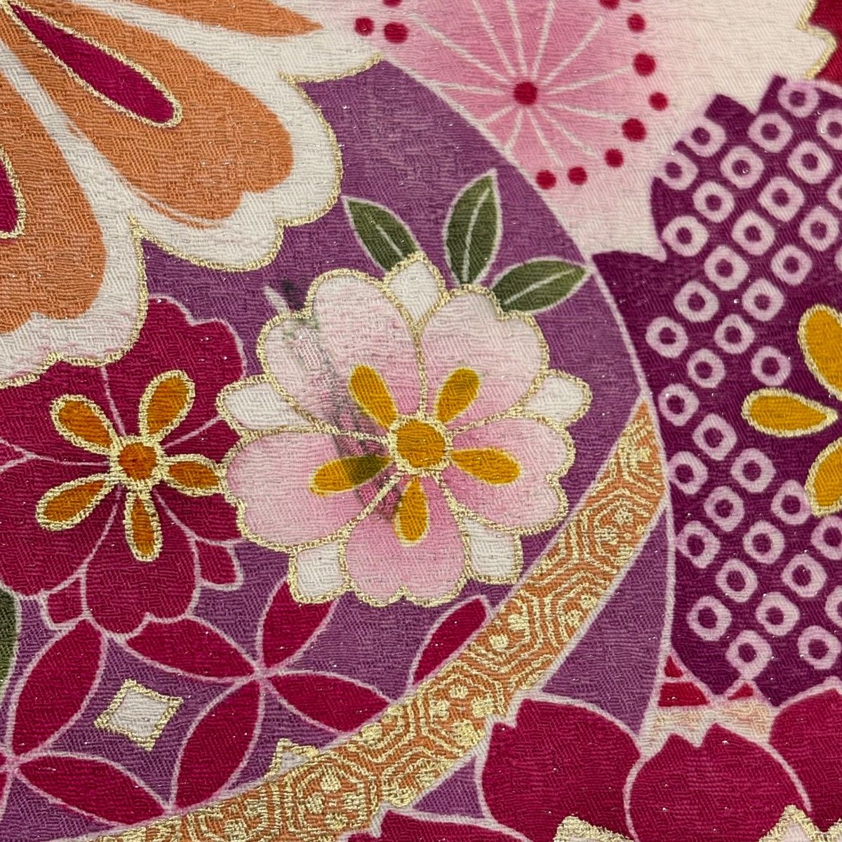 振袖 身丈166.5cm 裄丈69cm L 袷 手鞠 桜 金通し 金彩 赤 正絹 名品