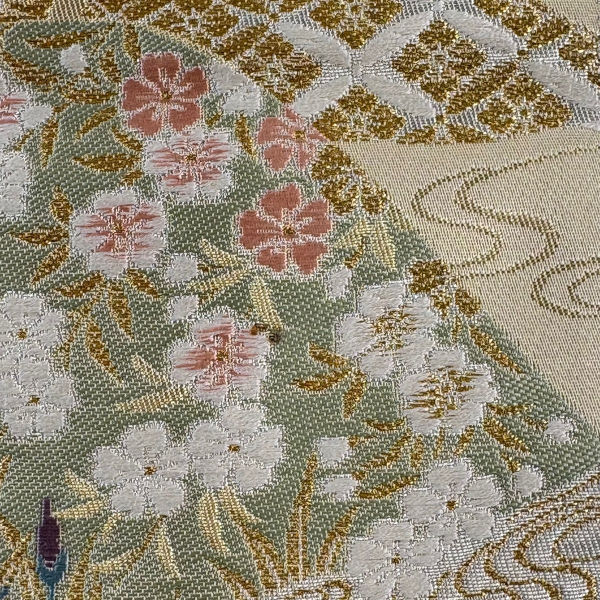 袋帯 秀品 華文 花鳥 金糸 箔 ベージュ 六通 正絹 【中古】 - メルカリ