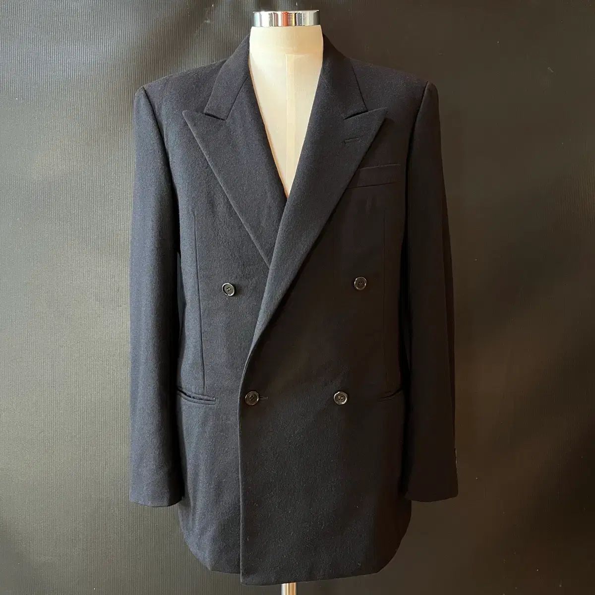IT50) CORNELIANI コルネリアーニ メインLINE ダブルブレスト