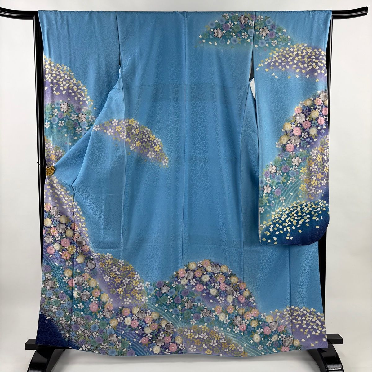 振袖 身丈163cm 裄丈65.5cm M 袷 草花 花びら 金通し 金糸 水色 正絹