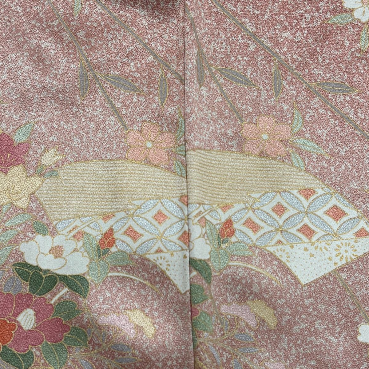 訪問着 秀品 華文 草花 金糸 汕頭刺繍 薄ピンク 袷 159.5cm 66.5cm M