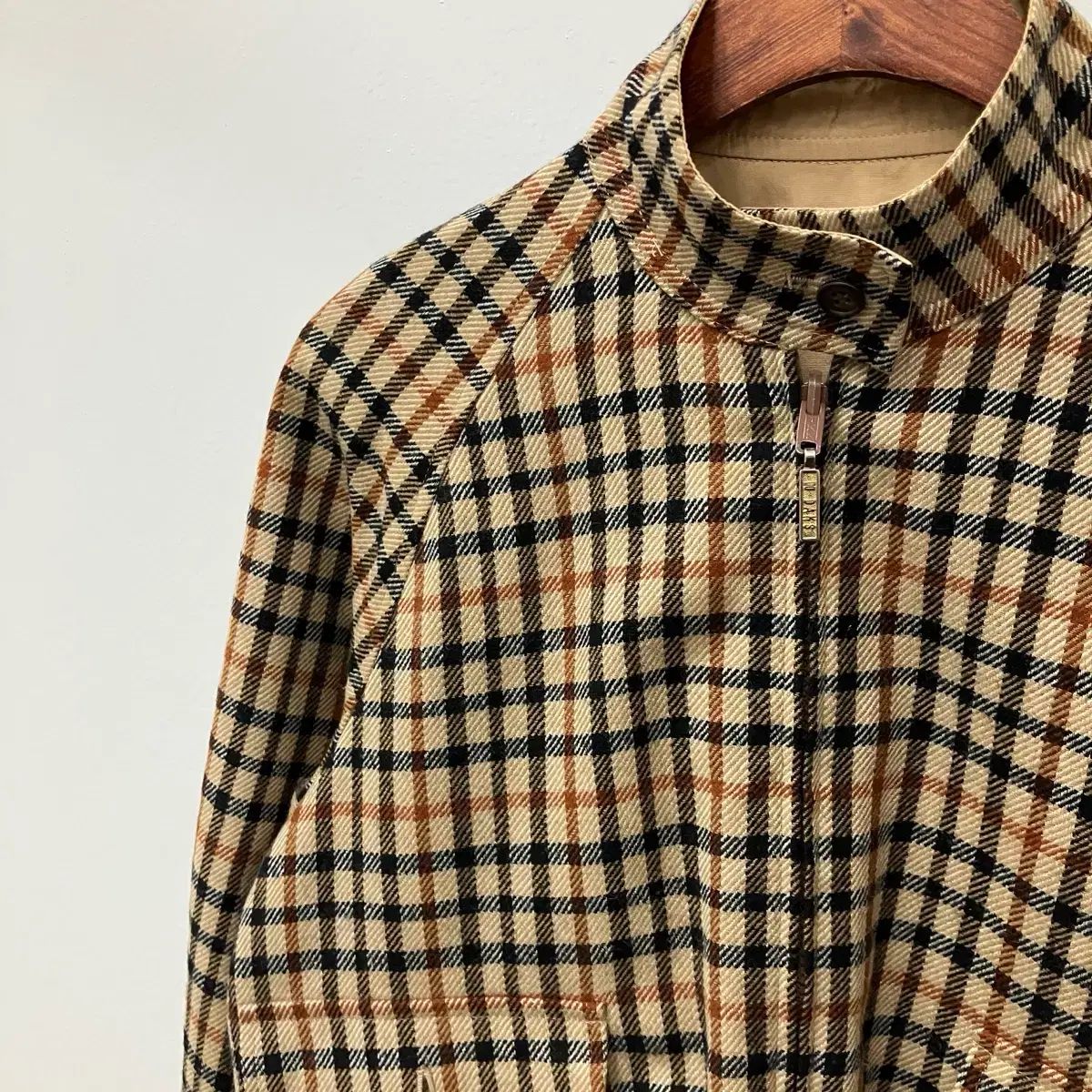 DAKS（ダックス）リバーシブル ウール チェック スイングトップ ジップ