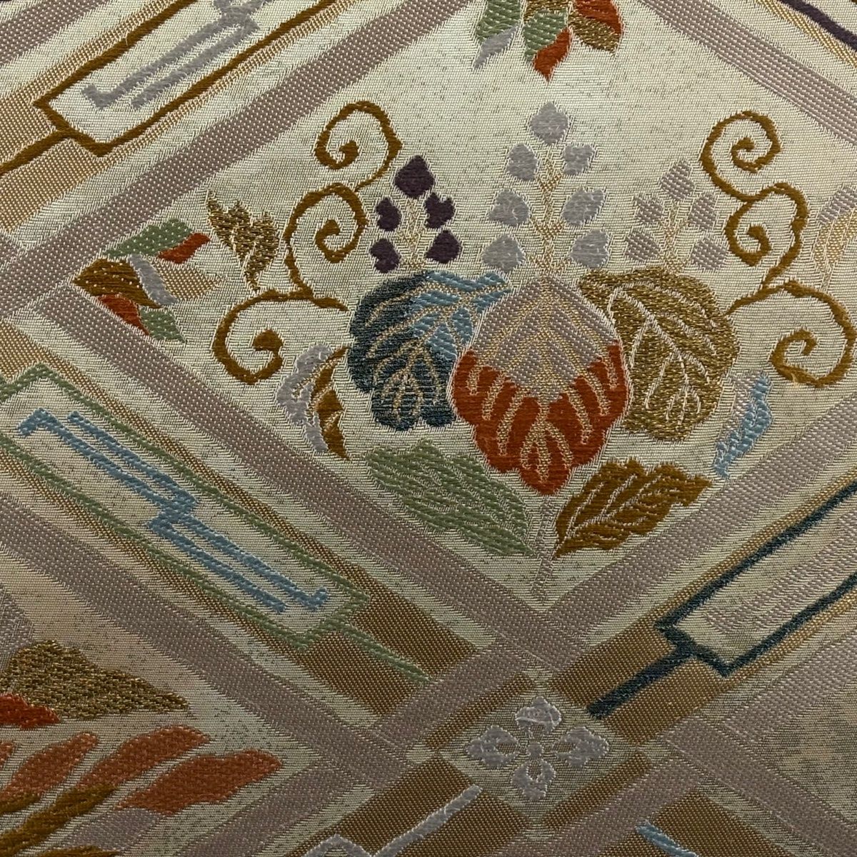 袋帯 秀品 鳳凰 桐 金糸 箔 ベージュ 六通 正絹 【中古】 - メルカリ