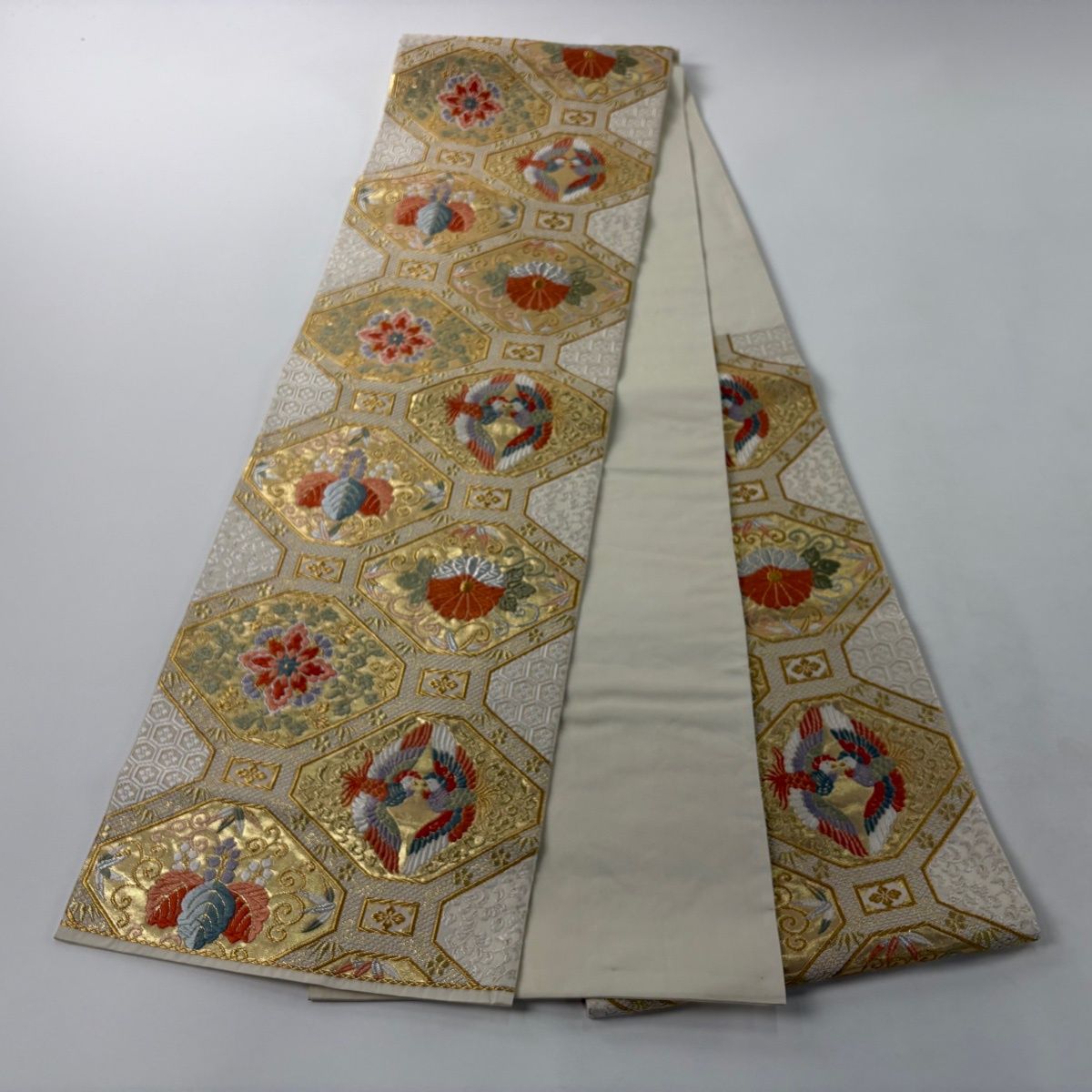 袋帯 秀品 蜀江華文 向かい鳥 金銀糸 唐織 金色 六通 正絹 【中古