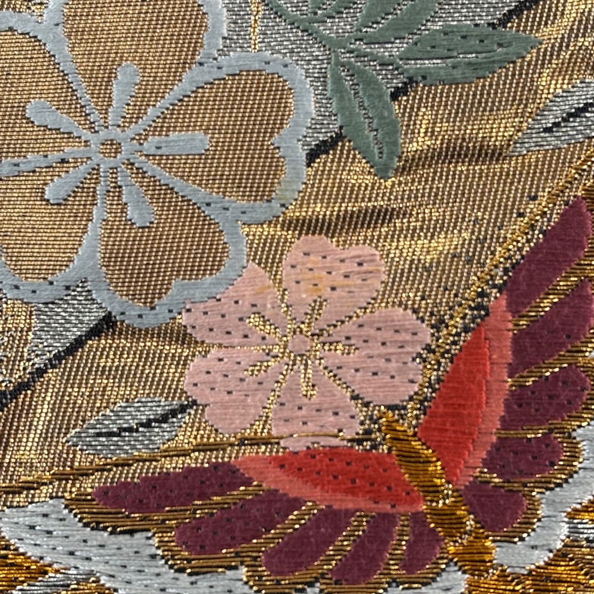 袋帯 秀品 蝶 桜 刺繍 金銀糸 黒 六通 正絹 【中古】 - メルカリ