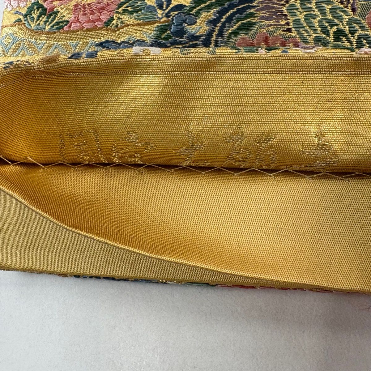袋帯 秀品 華文 花鳥 金糸 刺繍 金色 六通 正絹 【中古】 - メルカリ