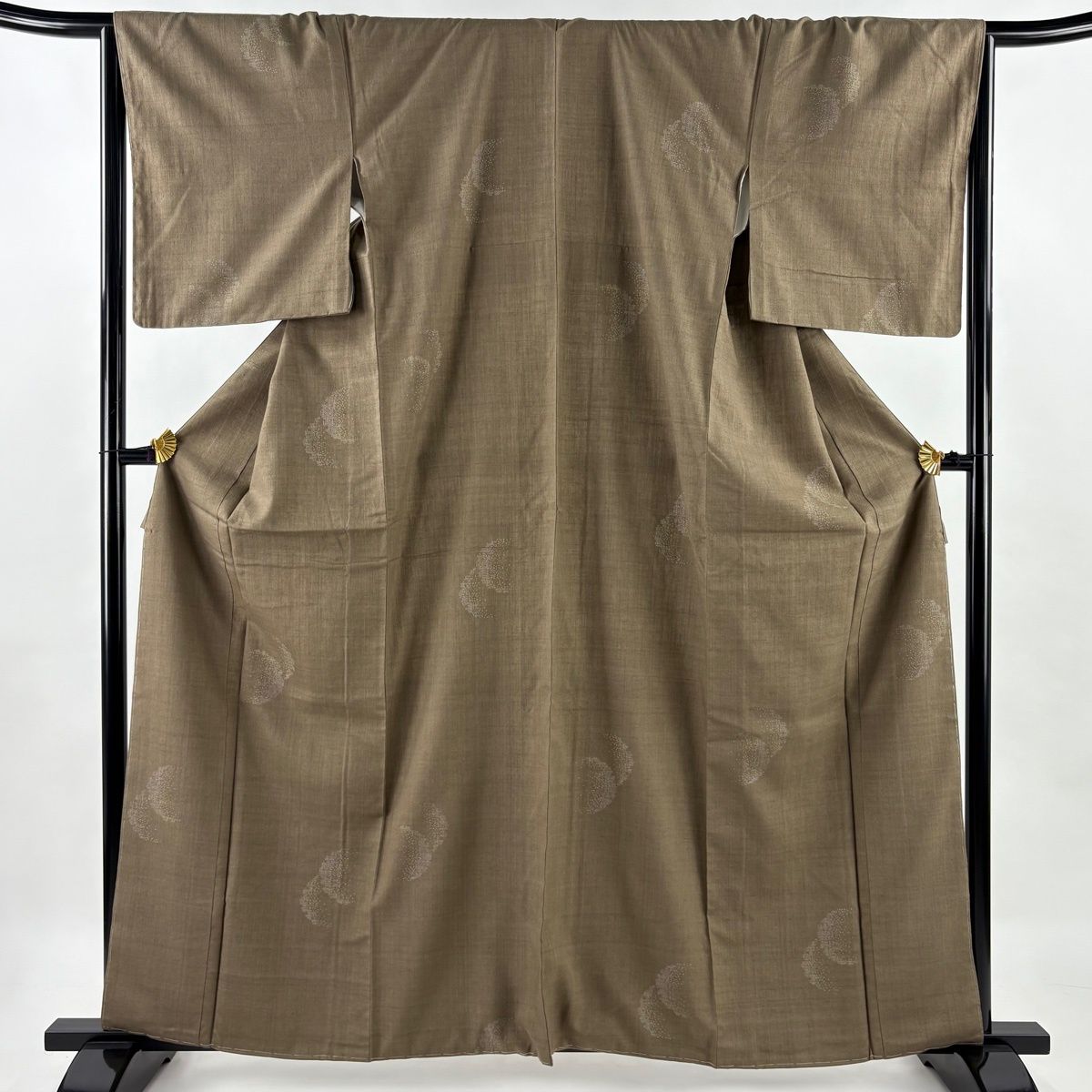 美品】 結城紬 身丈163cm 裄丈66.5cm M 袷 奥順 証紙 雪輪 亀甲絣 灰茶