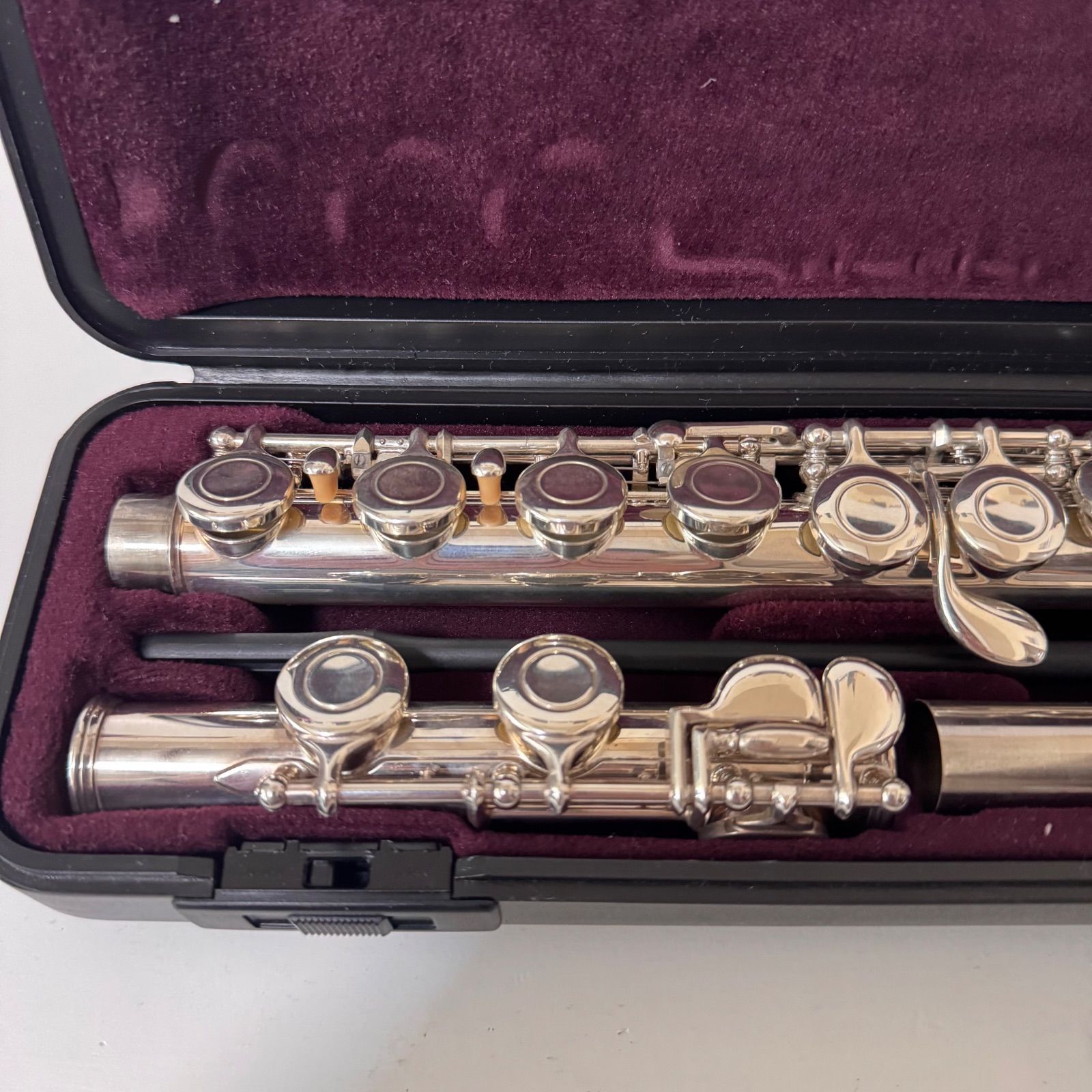 美品 YAMAHA ヤマハ フルート 後期モデル YFL-221 Eメカ付き - メルカリ