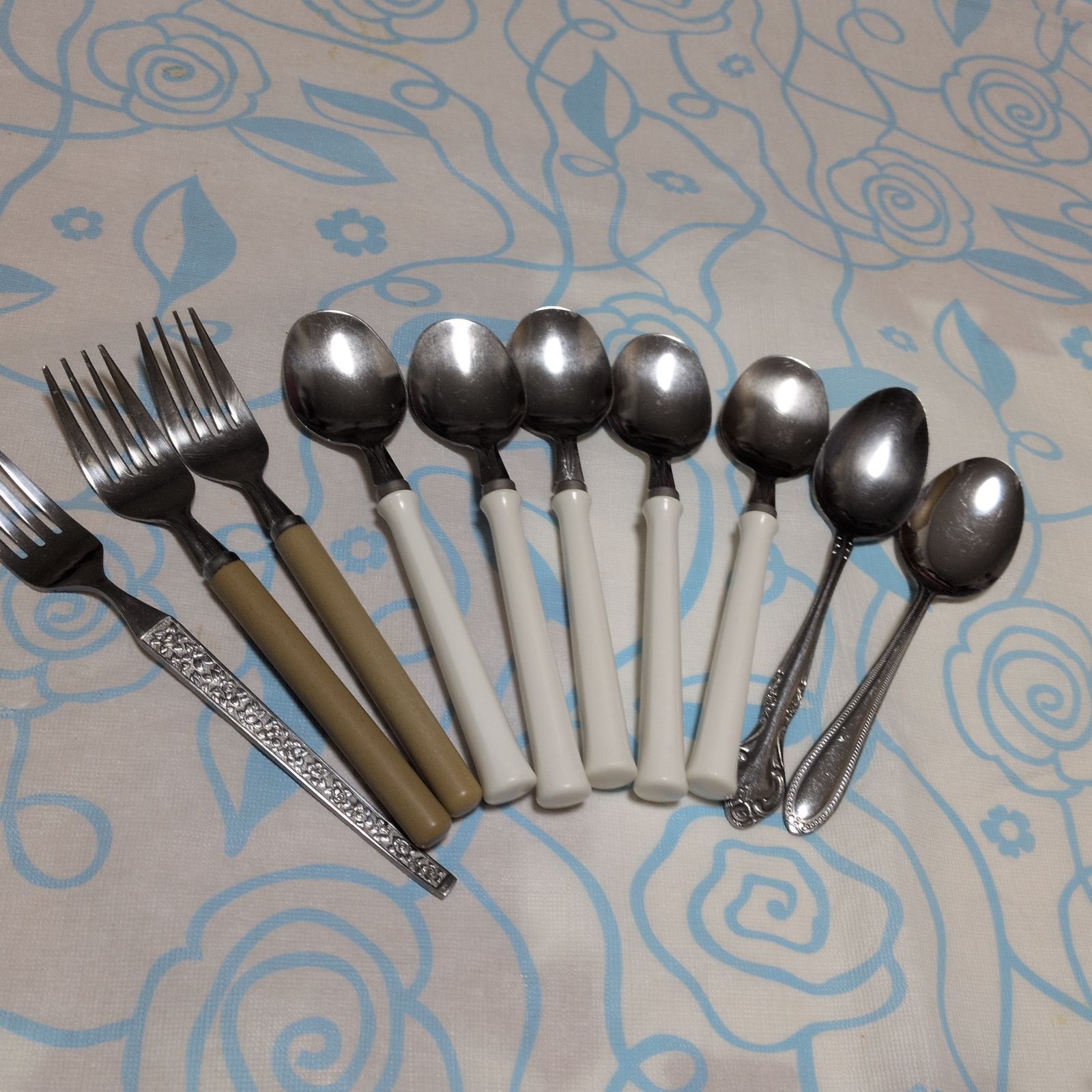 ステンレス製のシンプルなカトラリーセット10点 - メルカリ