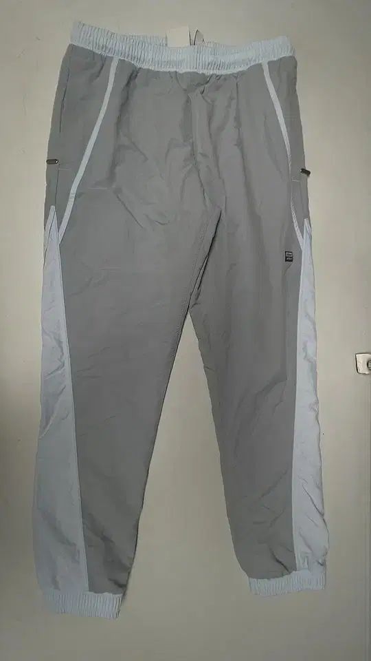 6656番 adidas 春 秋 メンズ トレーニングウェア ジョガー パンツ L サイズ