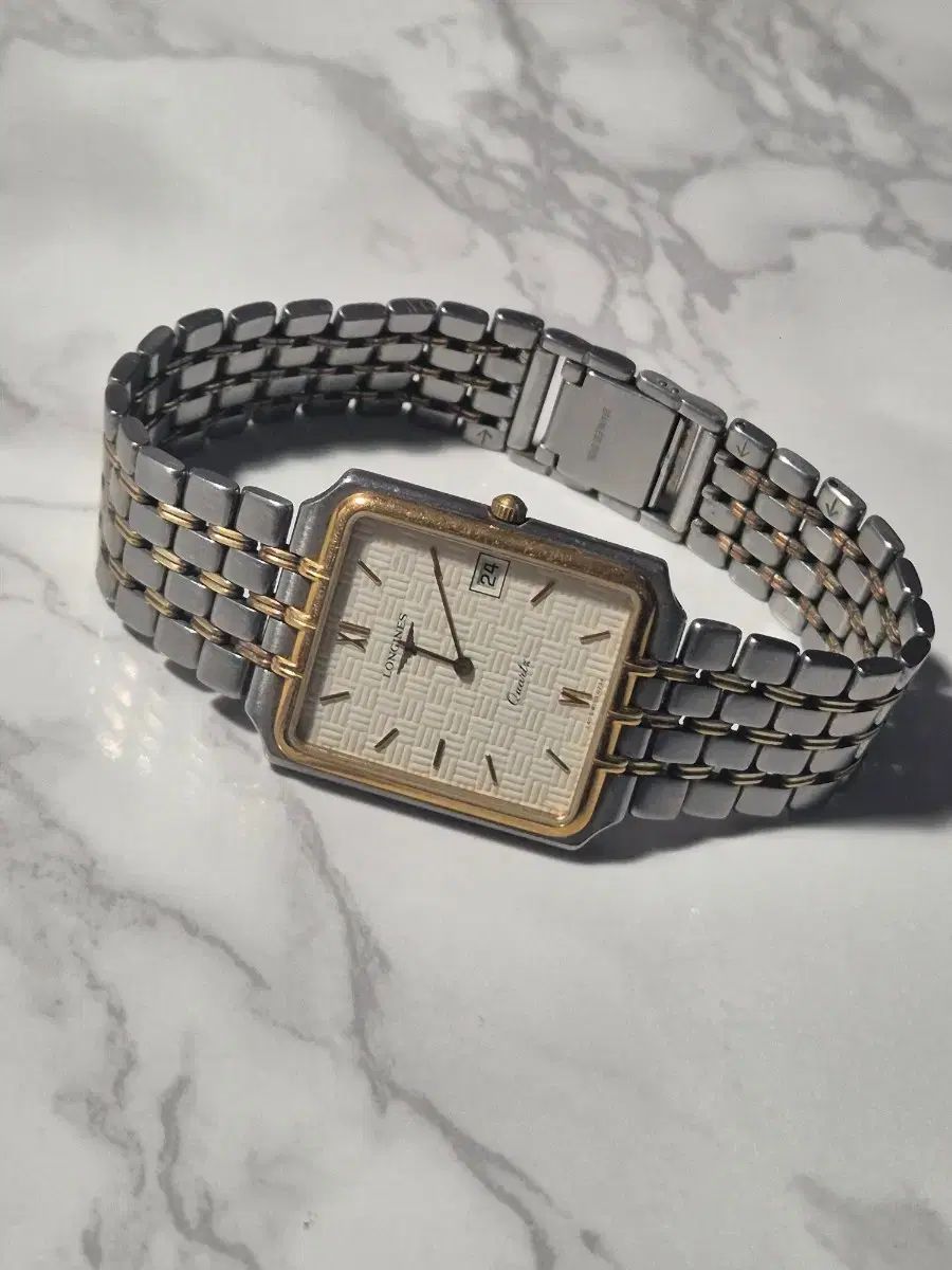 【美品】90's LONGINES ロンジン コンビ クォーツ ヴィンテージ ロンジン Longines ヴィンテージ スクエア コンビ クォーツ 【公式通販】