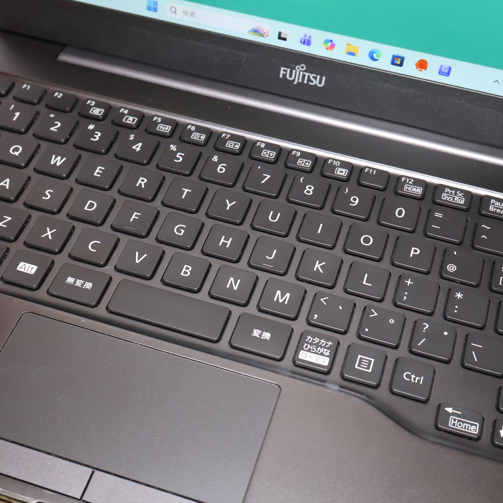 Win11公式対応！高年式2021年11世代i3/SSD/無線/カメラ/HDMI - メルカリ