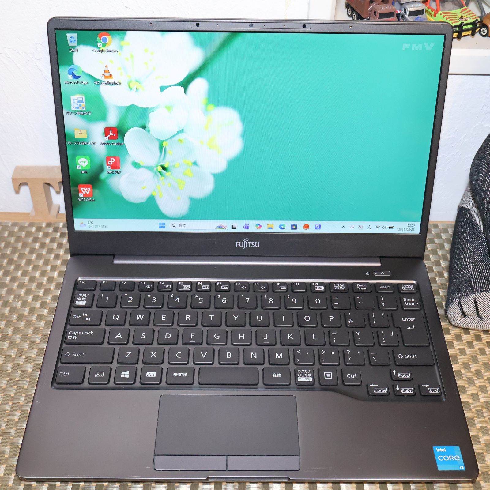 Win11公式対応！高年式2021年11世代i3/SSD/無線/カメラ/HDMI - メルカリ