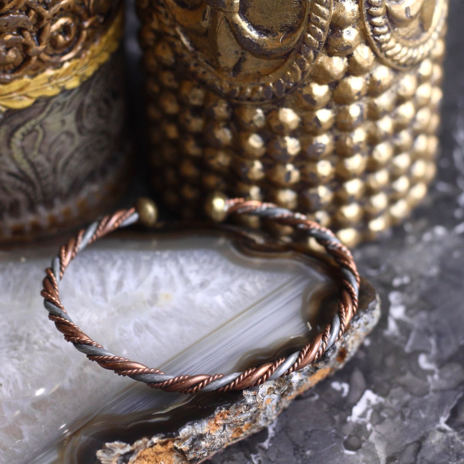 USA VINTAGE TWIST DESIGN METAL BANGLE/アメリカ古着ツイストデザイン 