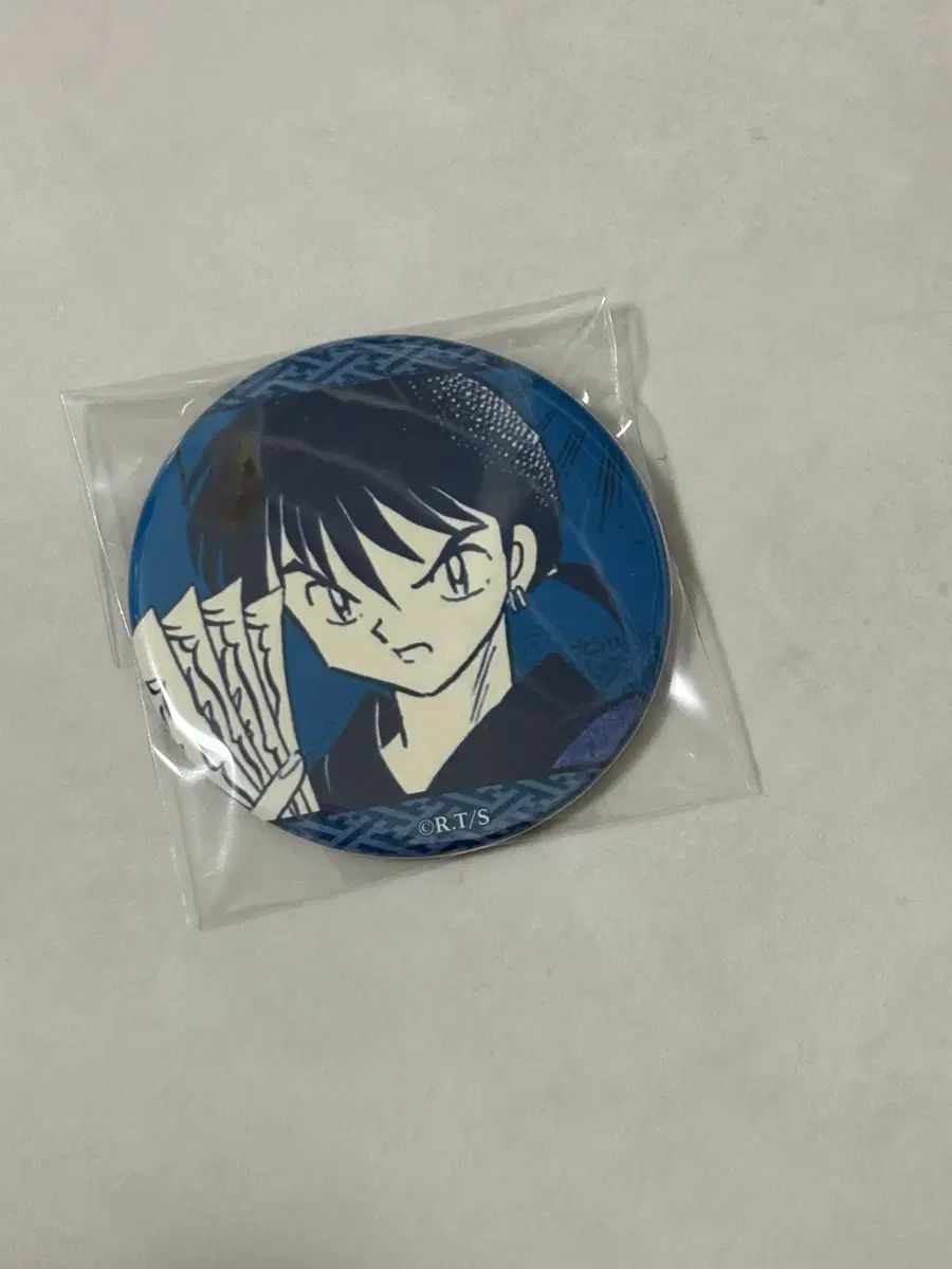 犬夜叉 弥勒 缶バッジ - メルカリ