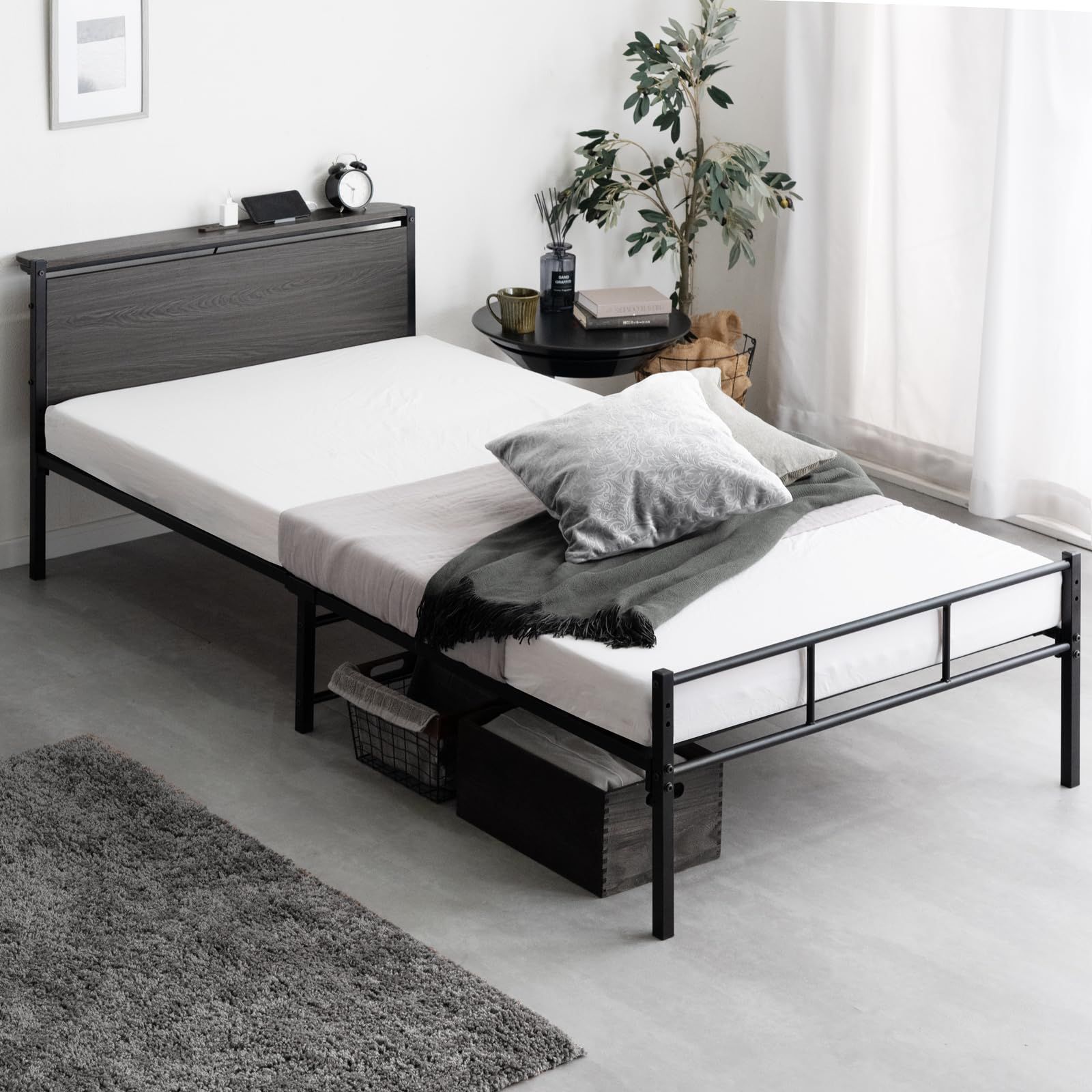 タンスのゲン ベッド シングル スチール パイプベッド 2口 コンセント