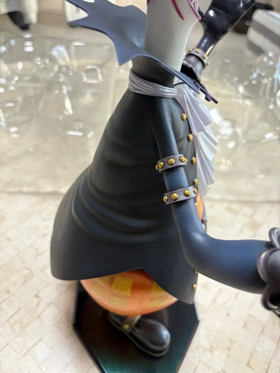 ONE PIECE POP DX ゲッコー・モリア フィギュア - メルカリ