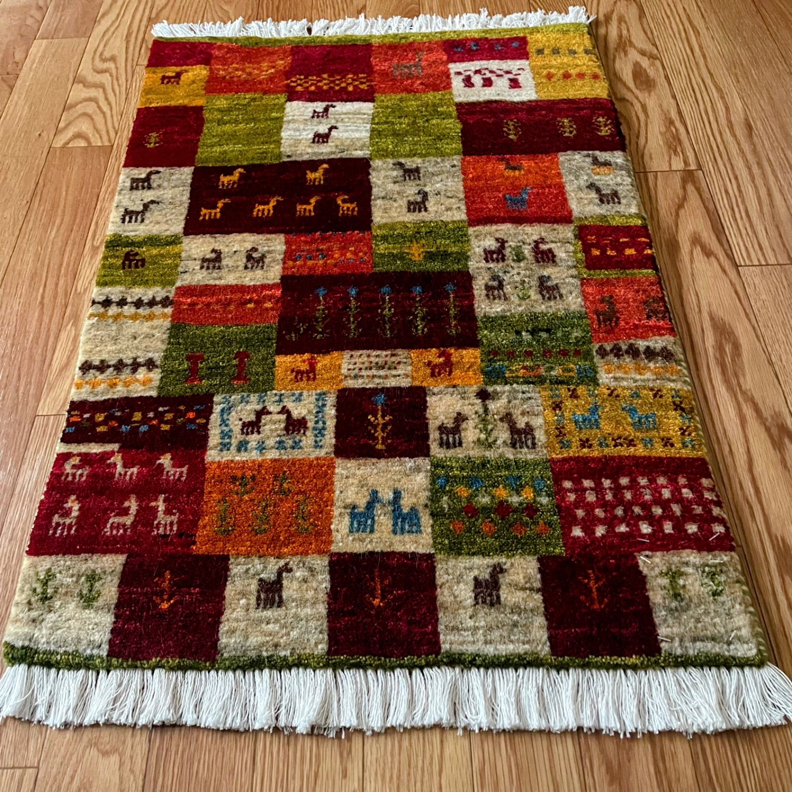 本物保証】最高級ロリバフ ギャッベ 59×83cm 手織り ペルシャ絨毯 玄関