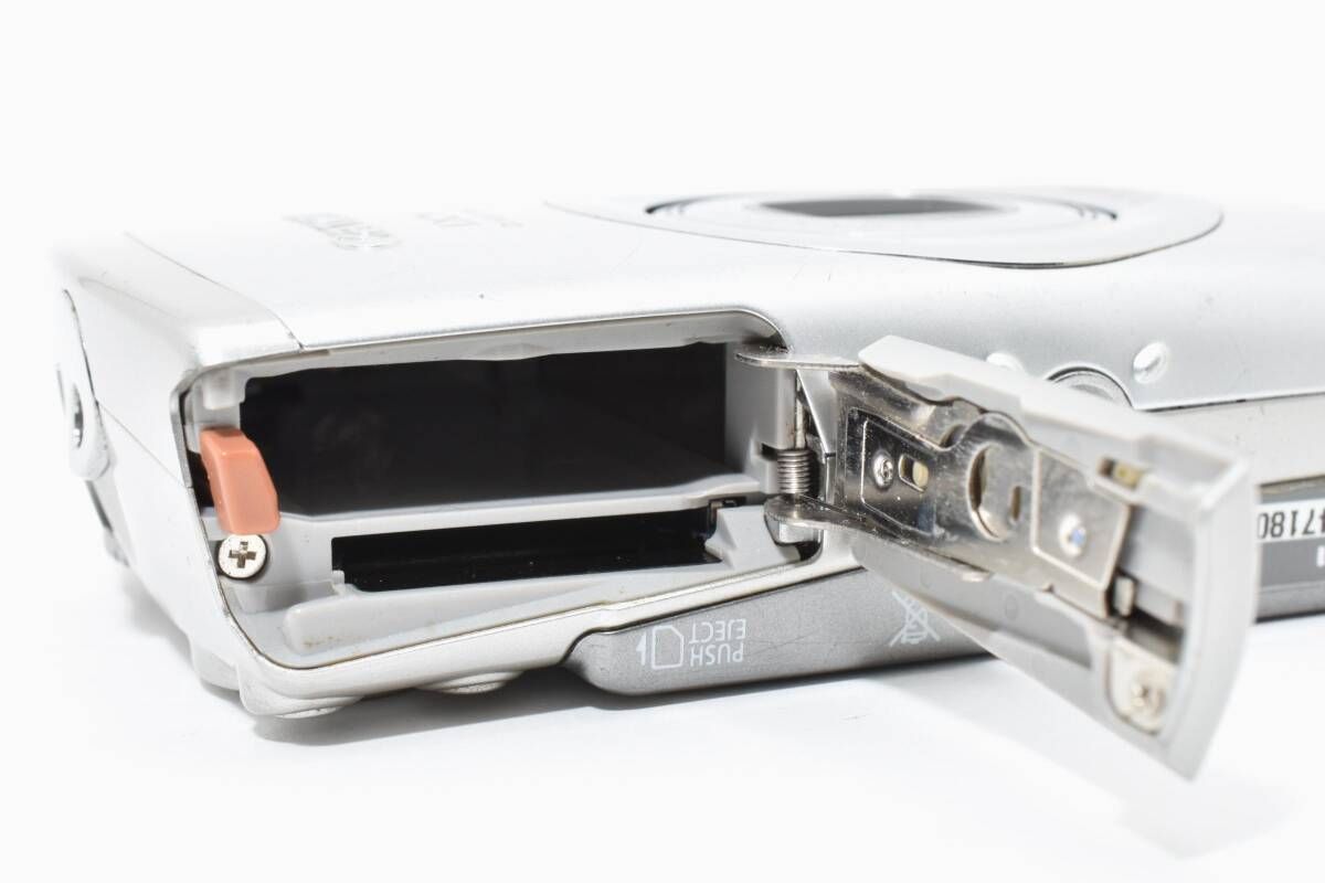 Canonキヤノン IXY DIGITAL 810IS PC1235 コンデジ デジカメ シルバー