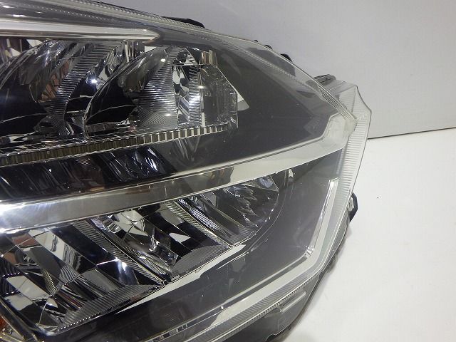 ミライース 右ヘッドライト LED LA350S LA360S 100-69042 81130B2670