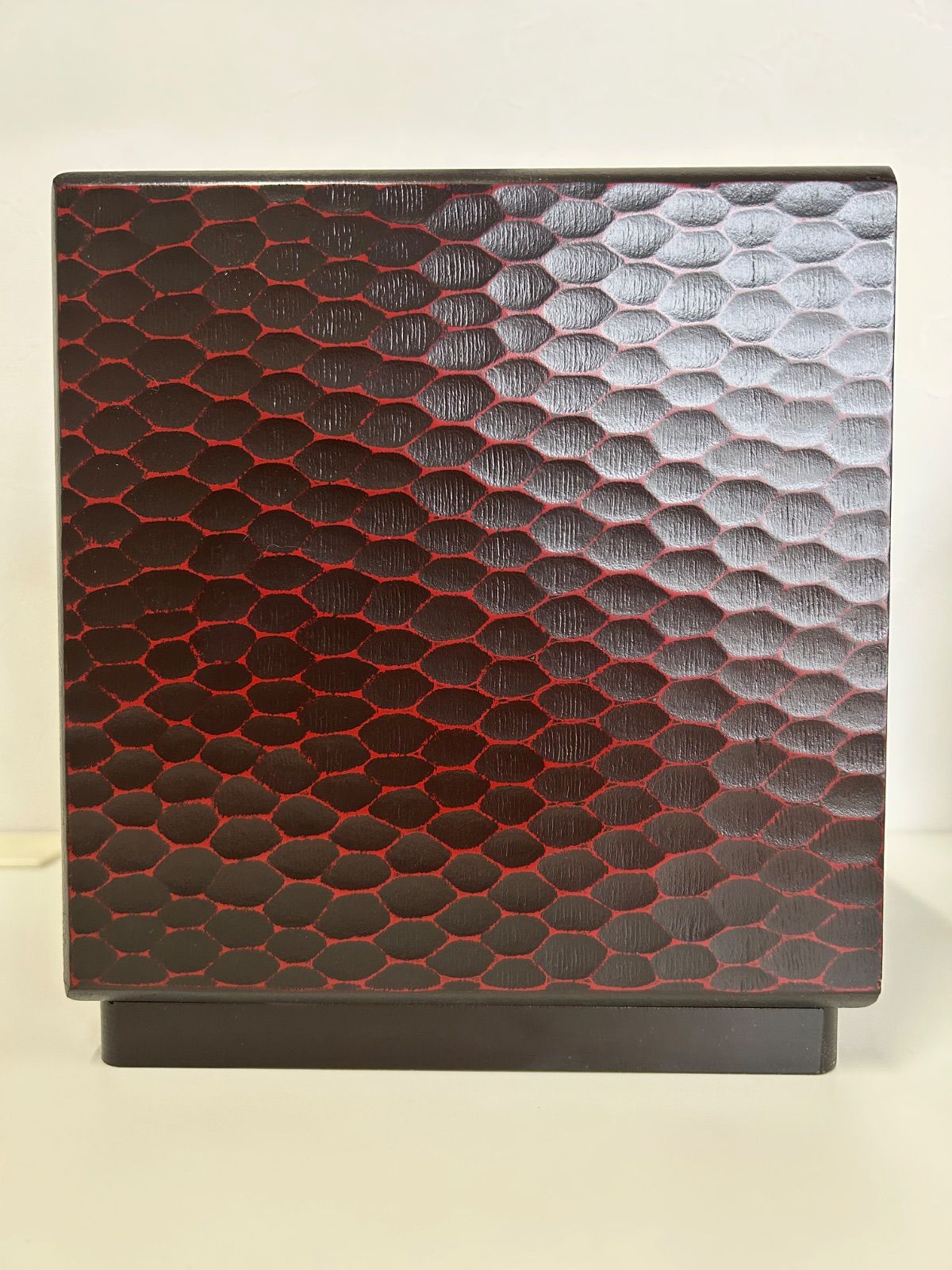 鎌倉彫 三段小引き出し - メルカリ