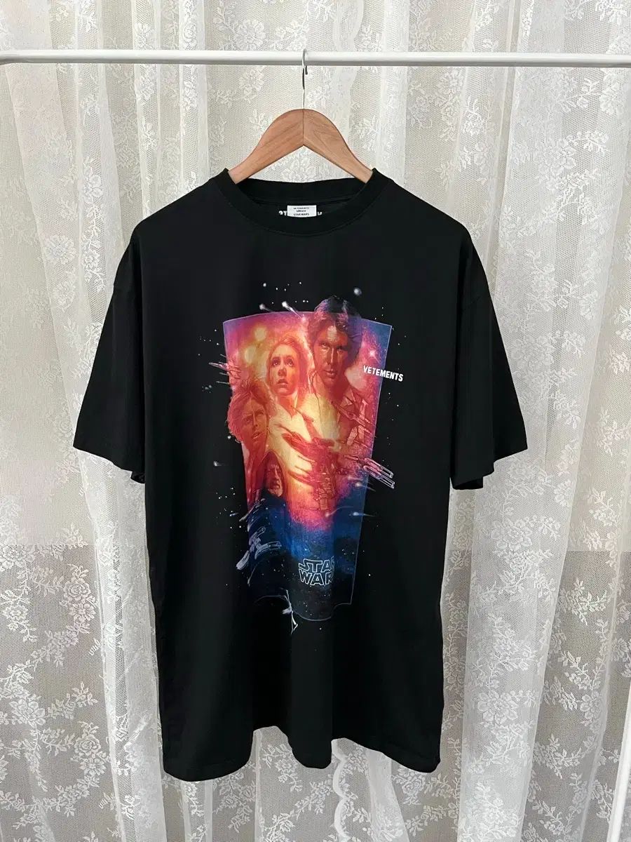 L) VETEMENTS スター・ウォーズ 半袖 Tシャツ 【公式通販】