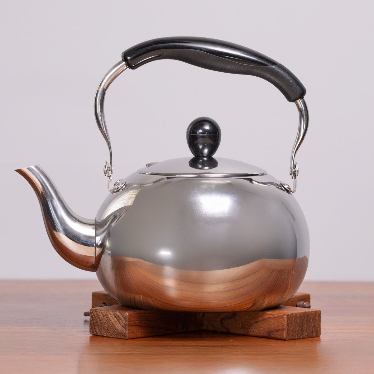 ケトル 1.5L IH対応 月のしずく ステンレス製 （ ガス火対応 やかん