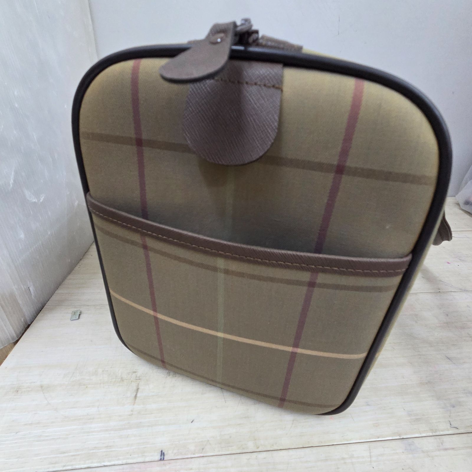 2 S02297 Burberrys バーバリーズ ボストンバッグ 旅行 鞄