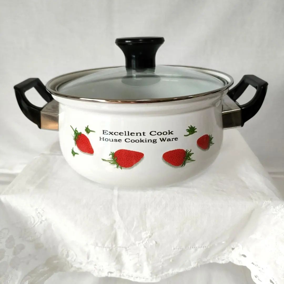 ホーロー両手鍋18cm いちご柄 - メルカリ