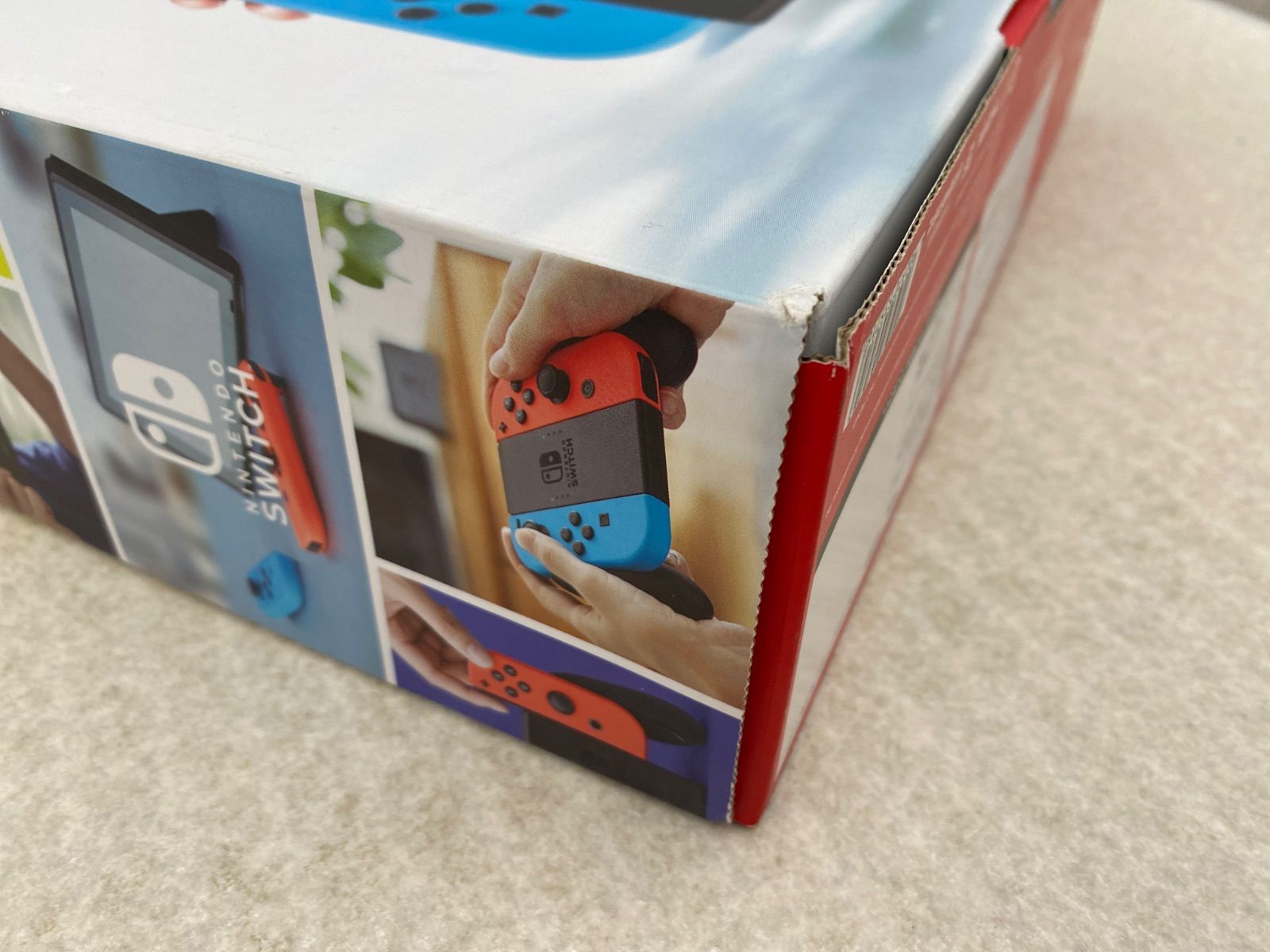 ◇Nintendo Switch Joy－Con（L） ネオンブルー／（R） ネオンレッド