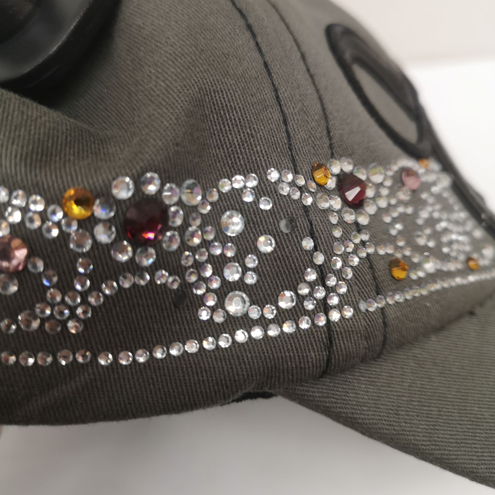 古着 BossUp EXCLUSIVE RHINESTONE TIARA CAP NUBIAN限定 ライン