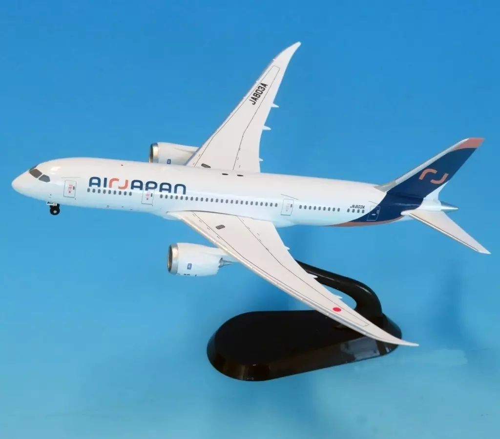 中古】ミニカー 1/400 787-8 JA803A Air Japan 完成品(WiFiレドーム