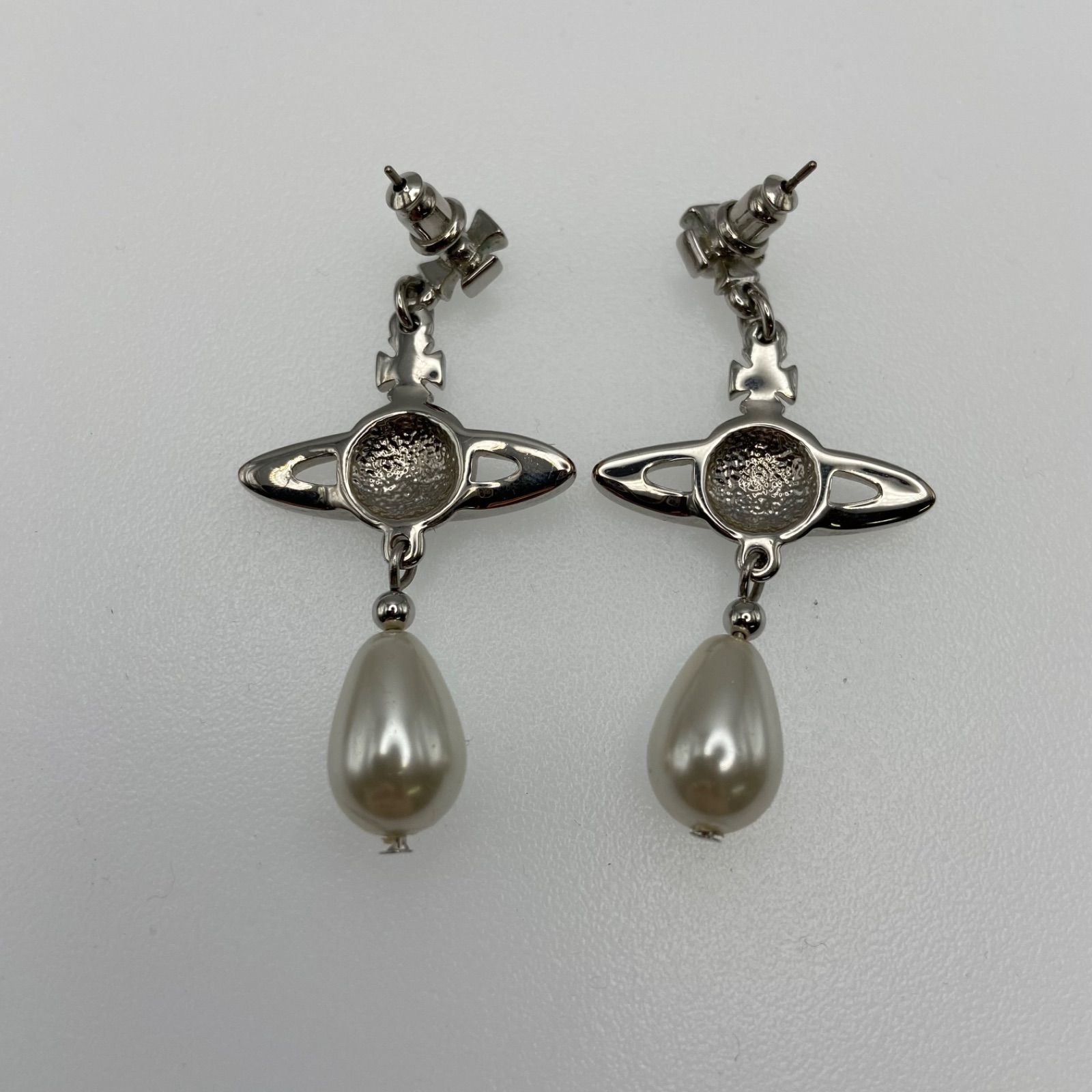 ヴィヴィアンウエストウッド Vivienne Westwood ピアス アクセサリー