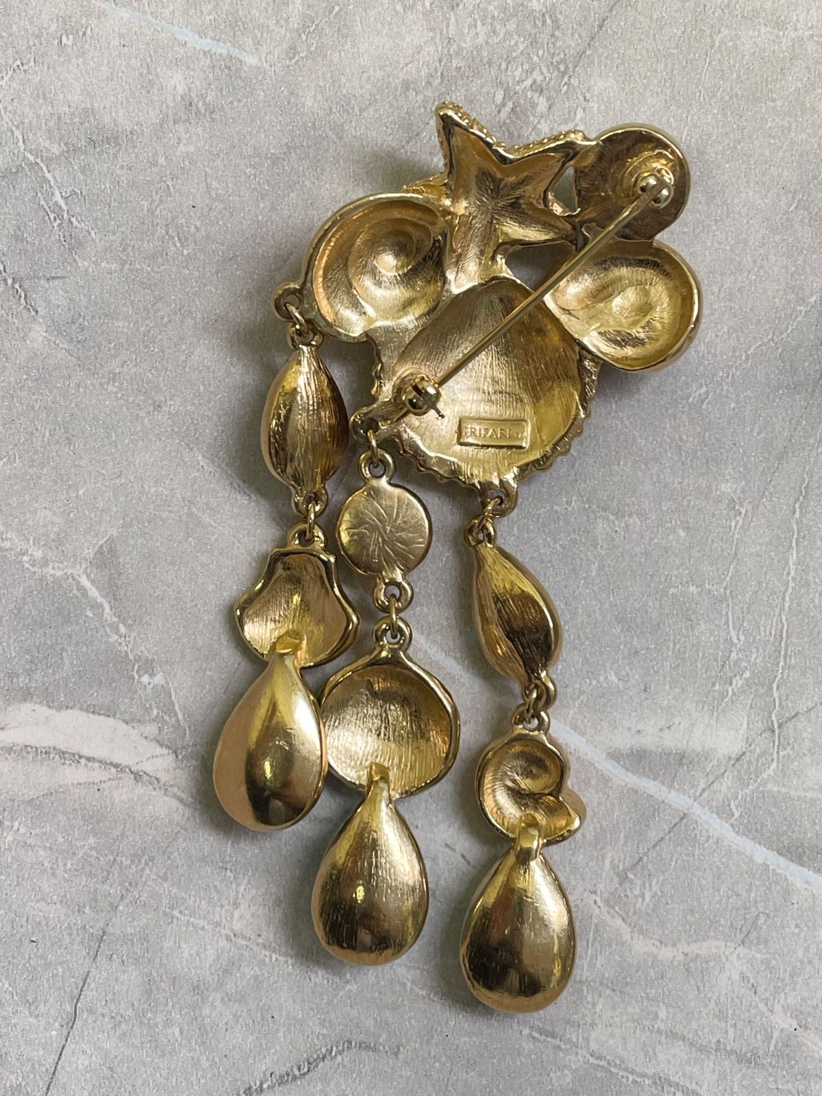 アクセサリー】TRIFARI トリファリ ヴィンテージブローチ 松本邦夫