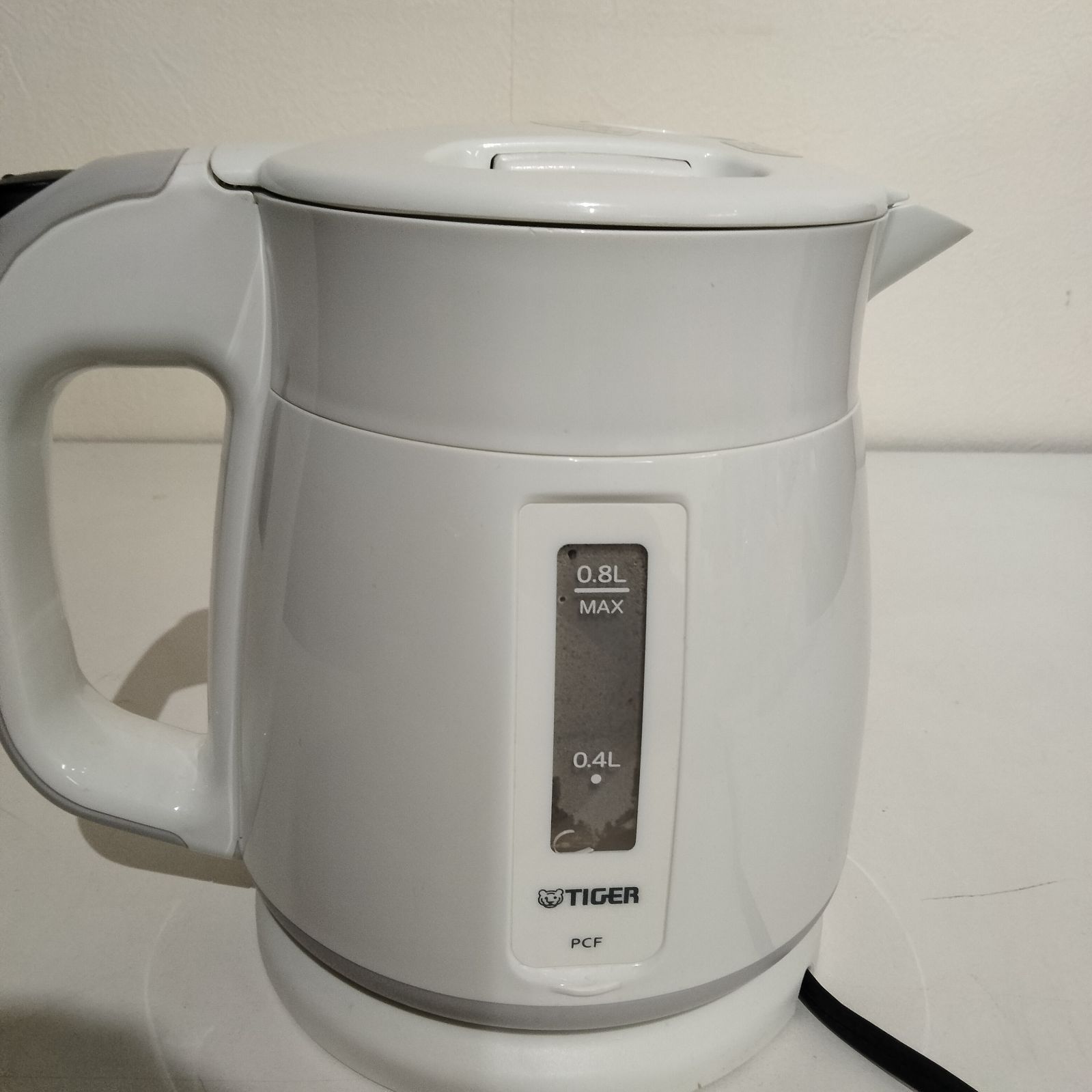 N-6878] タイガー魔法瓶 電気ケトル「わく子」 CF-G080 0.8L 2018年製