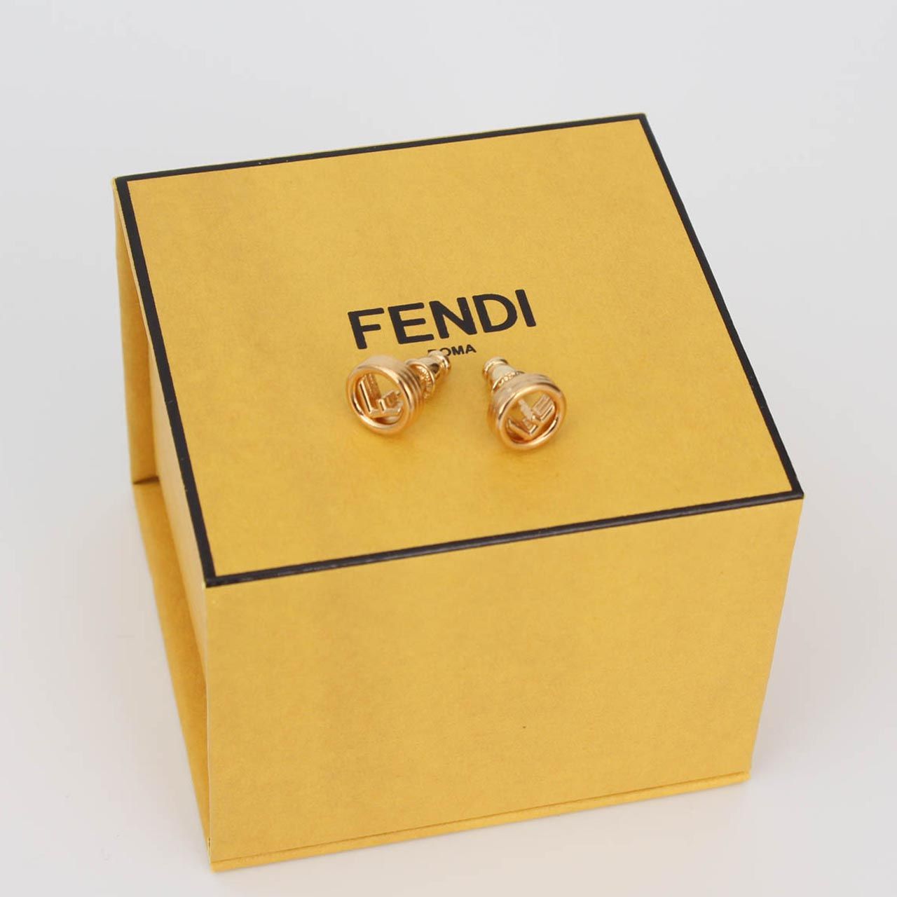 フェンディ FENDI ピアス F IS FENDI EARRINGS [エフ イズ フェンディ 