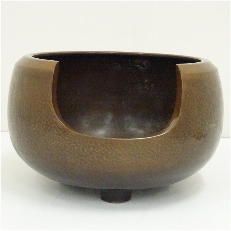 釜師 高木治良兵衛造 槌目打宣徳風炉（五徳・底瓦付）（共箱） 茶道