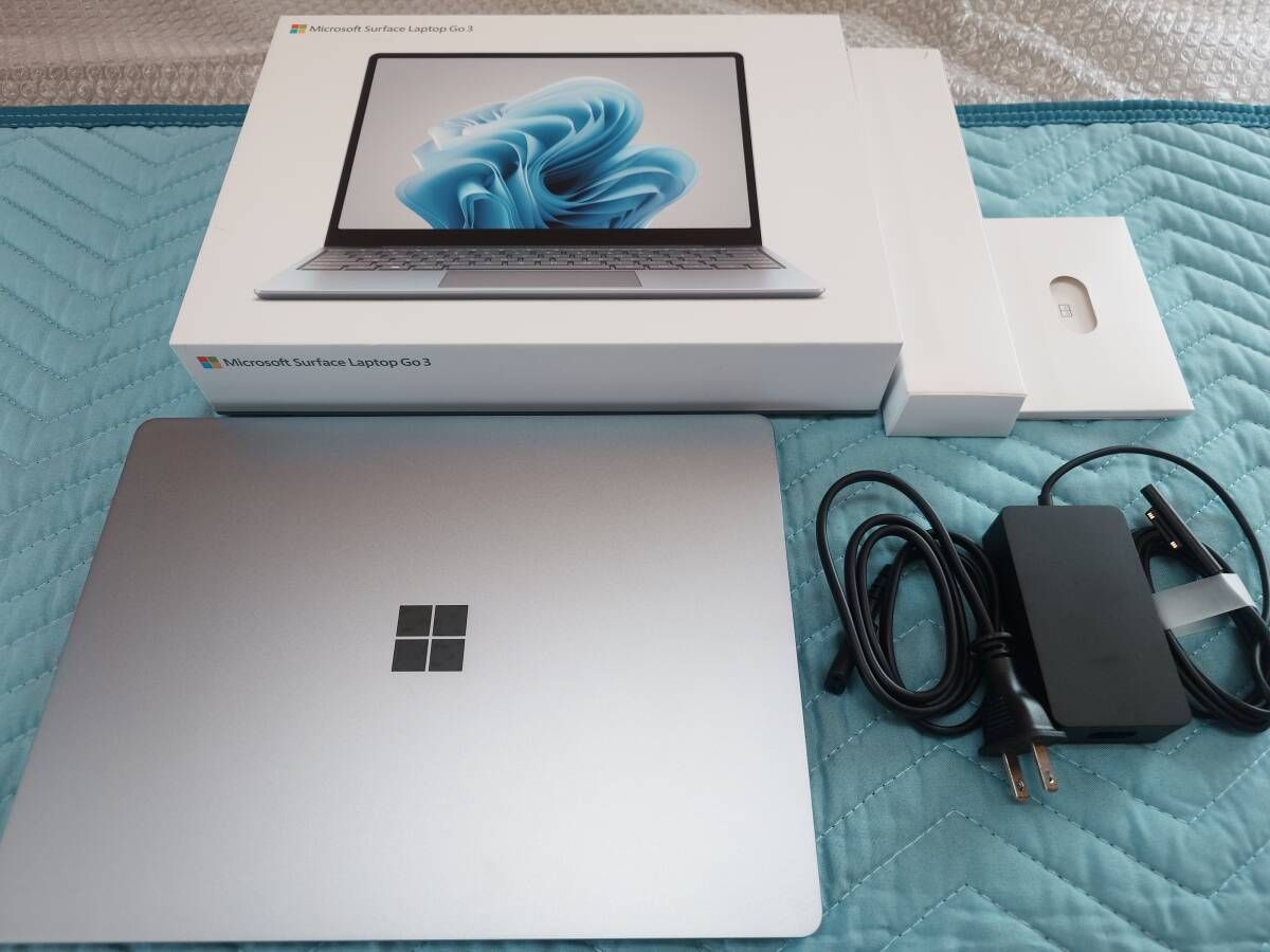 展示品 Microsoft Surface Laptop Go 3 XK7-00063（XK1-00063同等