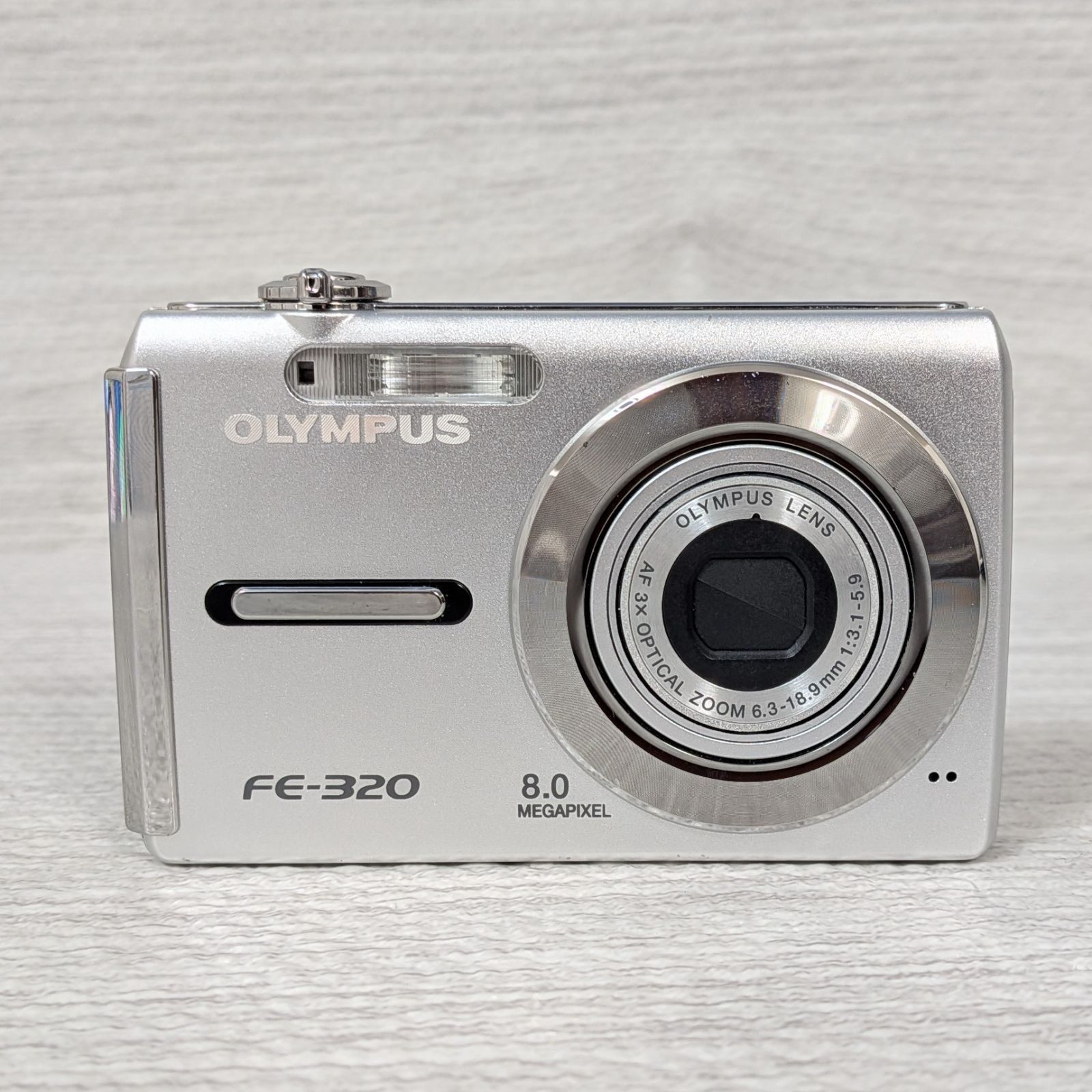 OLYMPUS オリンパス FE-320 デジカメ シルバー コンパクト デジタル