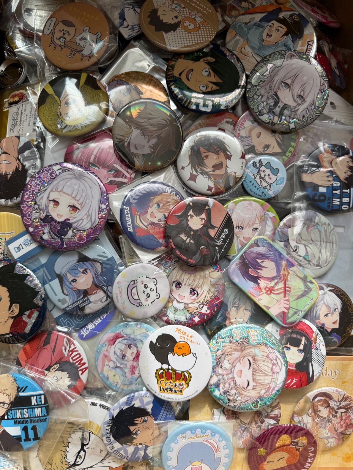 大特価！ バッジ類 缶バッジ アクリルバッジ ピンズ ピンバッジ等 1200