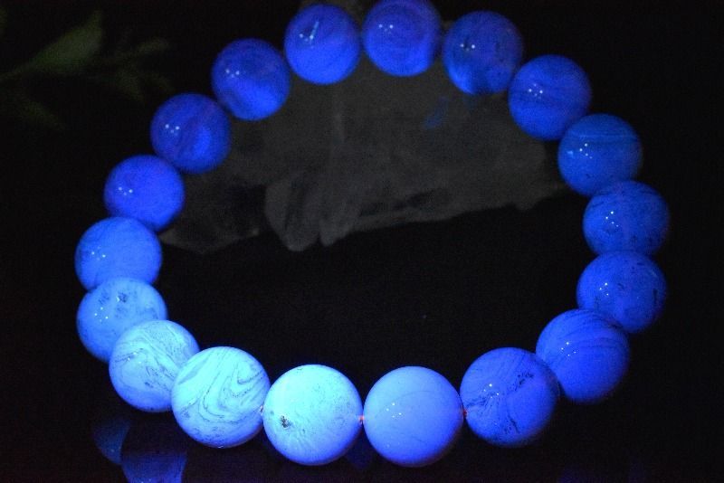 1点物】希少◇ミャンマー産 レッドブルーアンバー 13.5mm