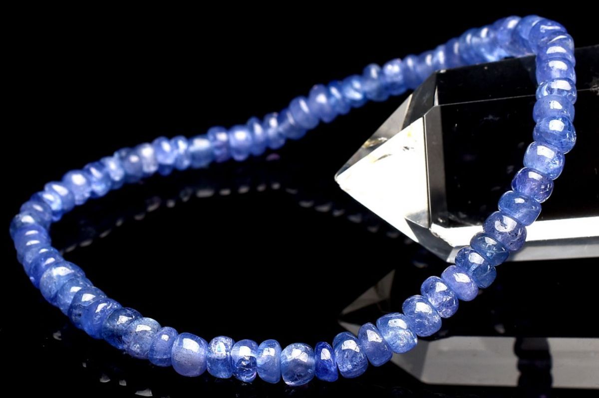 1点物】AAA☆群青色の結晶 タンザナイト 2-3x4.5mm ボタン