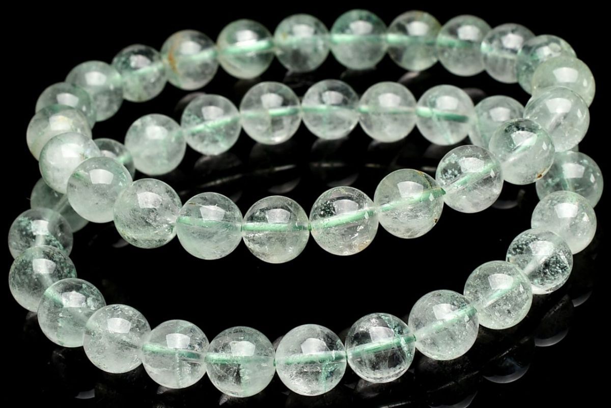 マダガスカル産◇透明 エメラルドグリーンファントムクォーツ 7.5mm