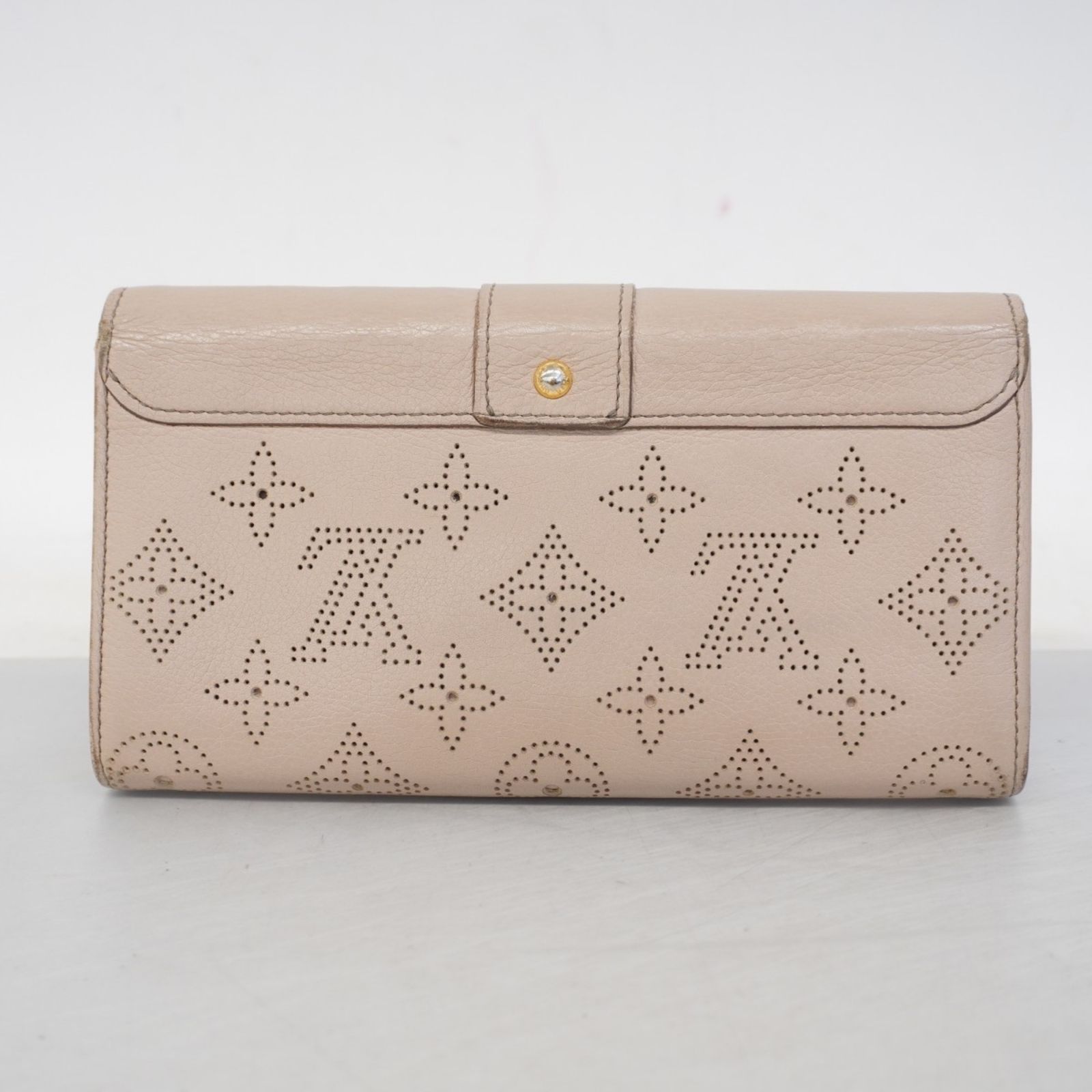 ルイ・ヴィトン(Louis Vuitton) ルイ・ヴィトン 長財布 マヒナ