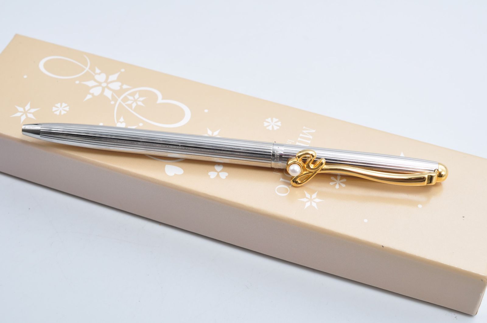 未使用 MIKIMOTO ミキモト ボールペン 筆記具 チャリティラインパール